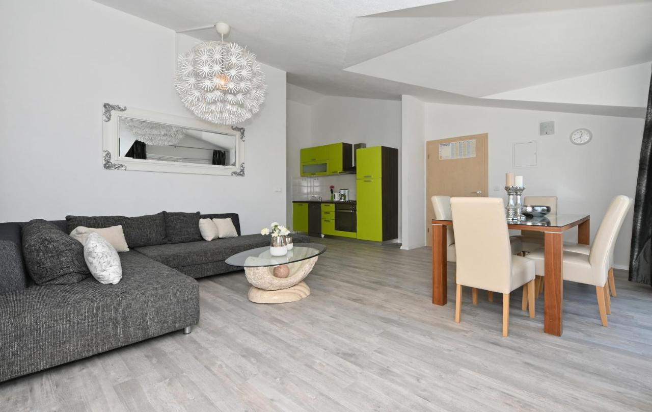 Apartments Villa Filip تروغير المظهر الخارجي الصورة
